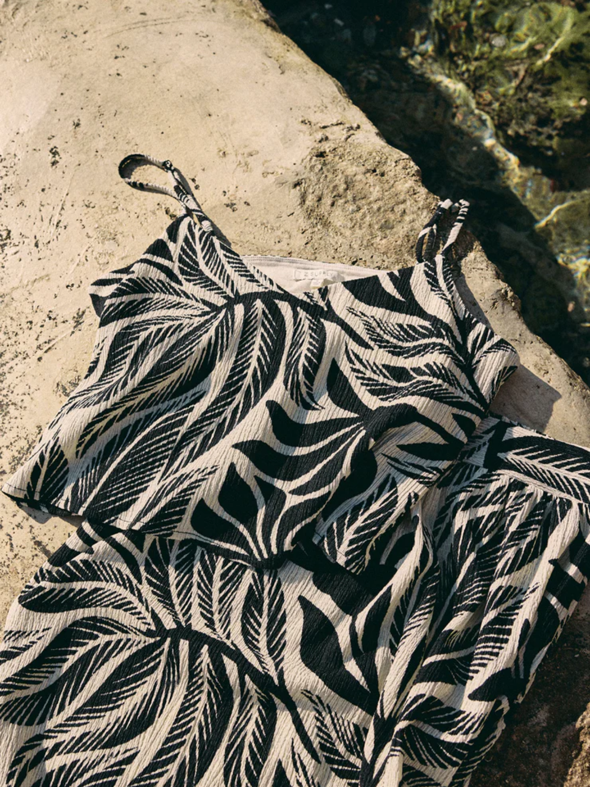 Nolan Leaf Top