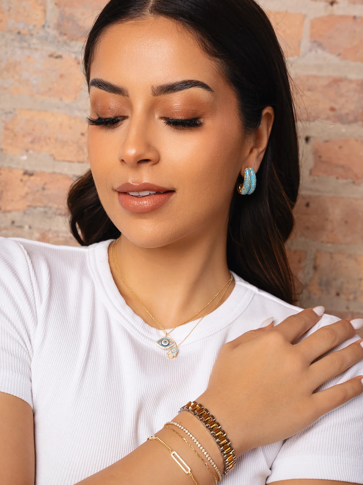 Alessia Hamsa Necklace