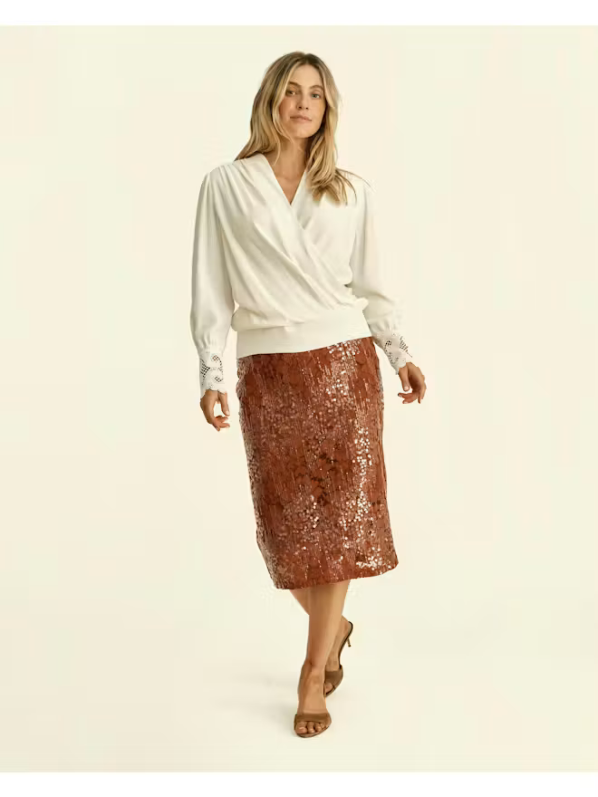 Ruby Crepe Surplice Top_Cartolina_HO262042T