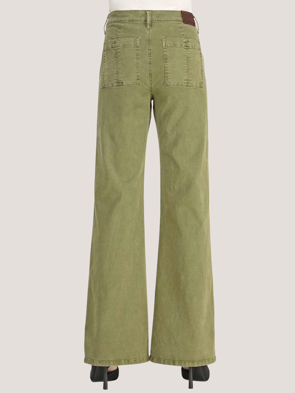Sarah Pant_Level 99_AG2J13