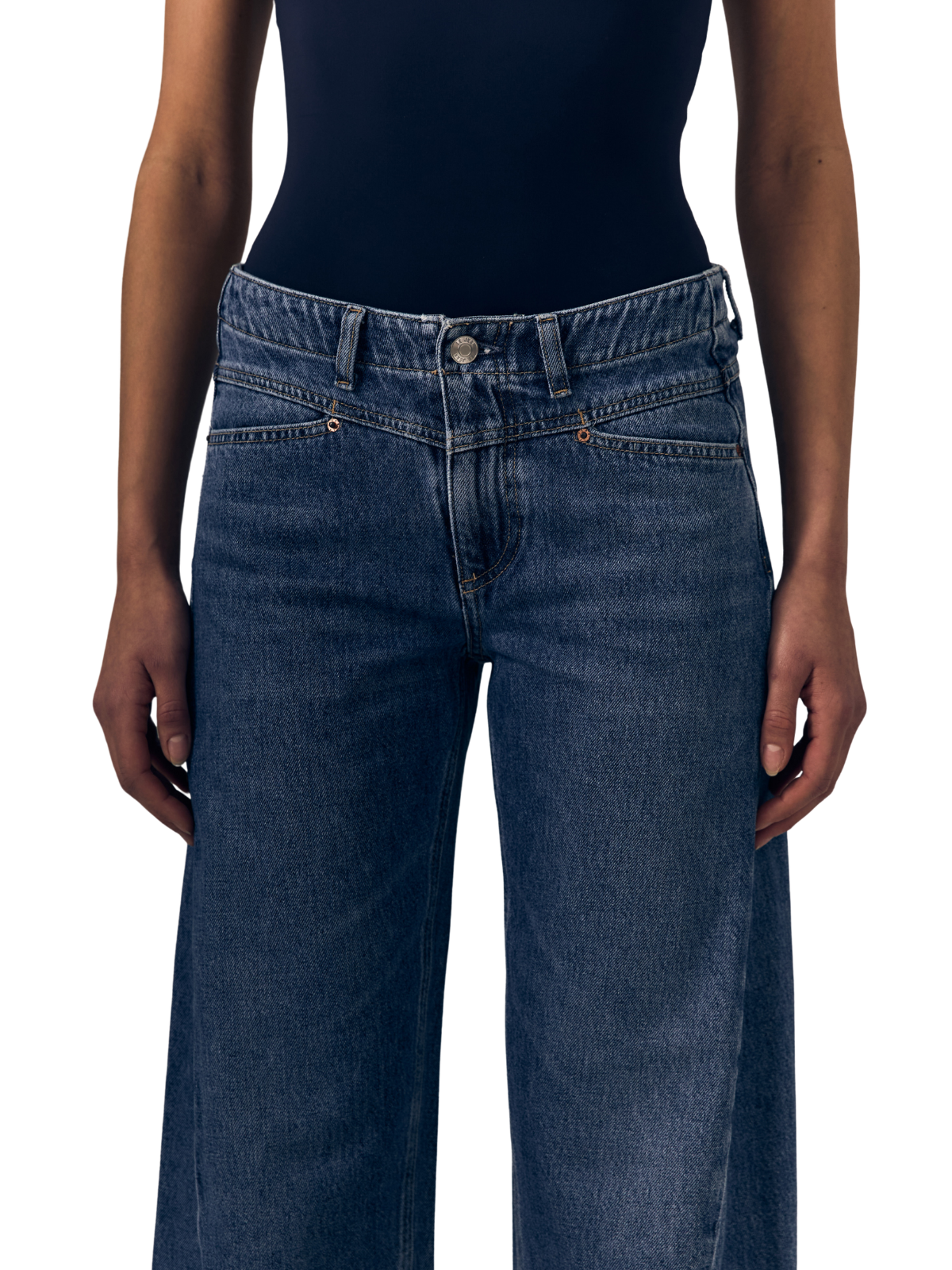 Selena Crop- Mid Rise_Le Jean_W446-185-3949