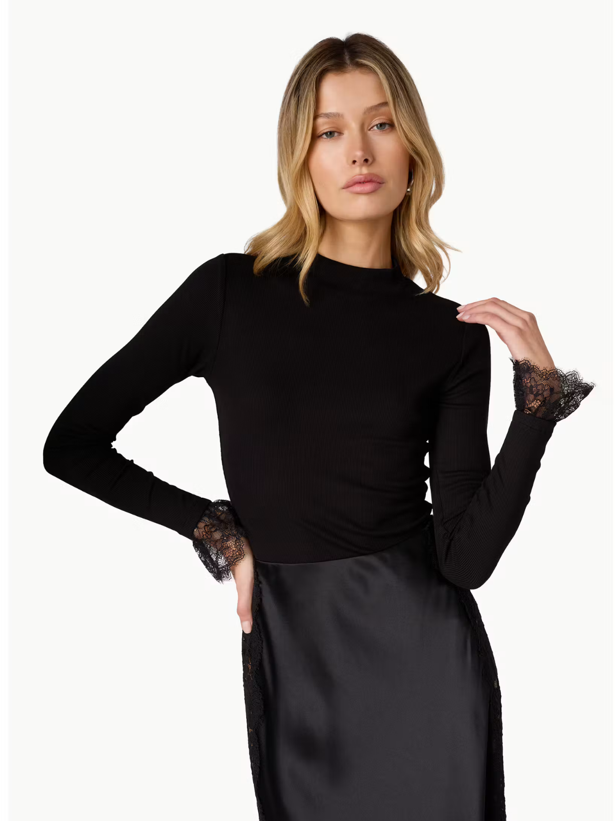 Cordelia Turtleneck Top - Cami - H26-T12