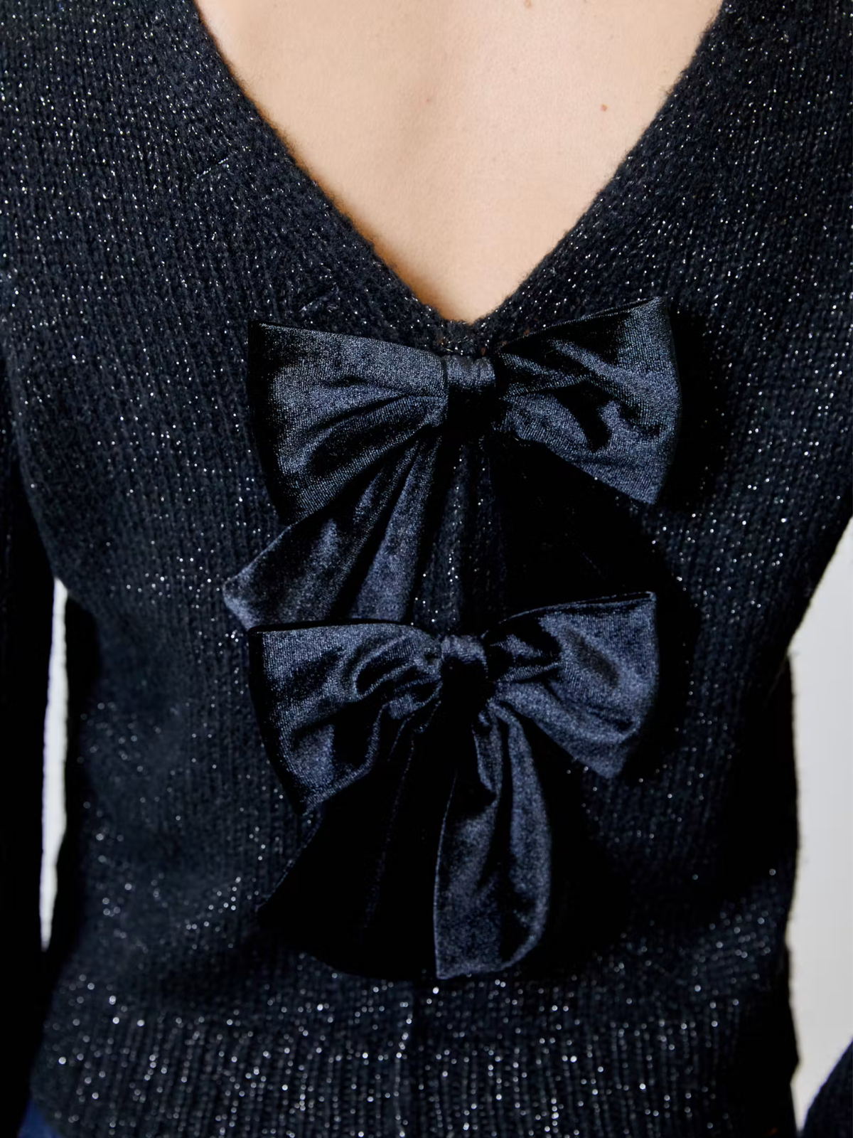 V-Back With Velvet Bow Top - Design History - BXS1012030